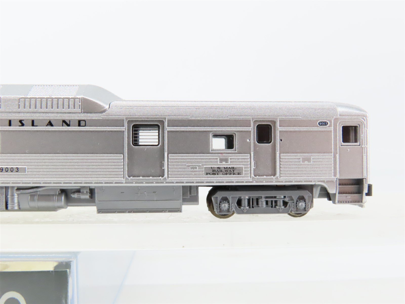 N Scale KATO RI Rock Island Budd RDC-3 Rail Diesel Car #9003