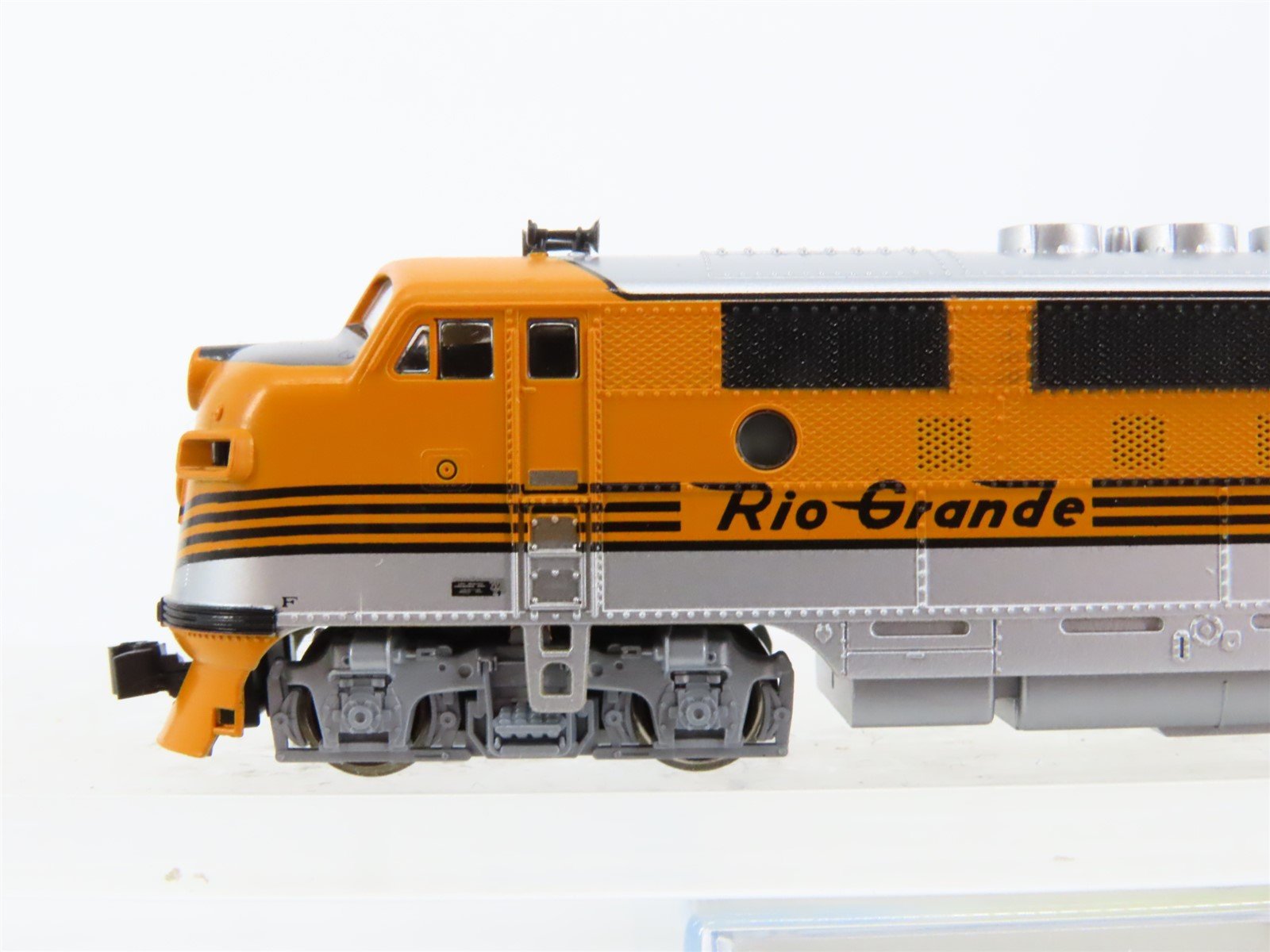 N Scale KATO 176-1101 D&RGW Rio Grande EMD F3A Diesel #5524 - DCC Ready