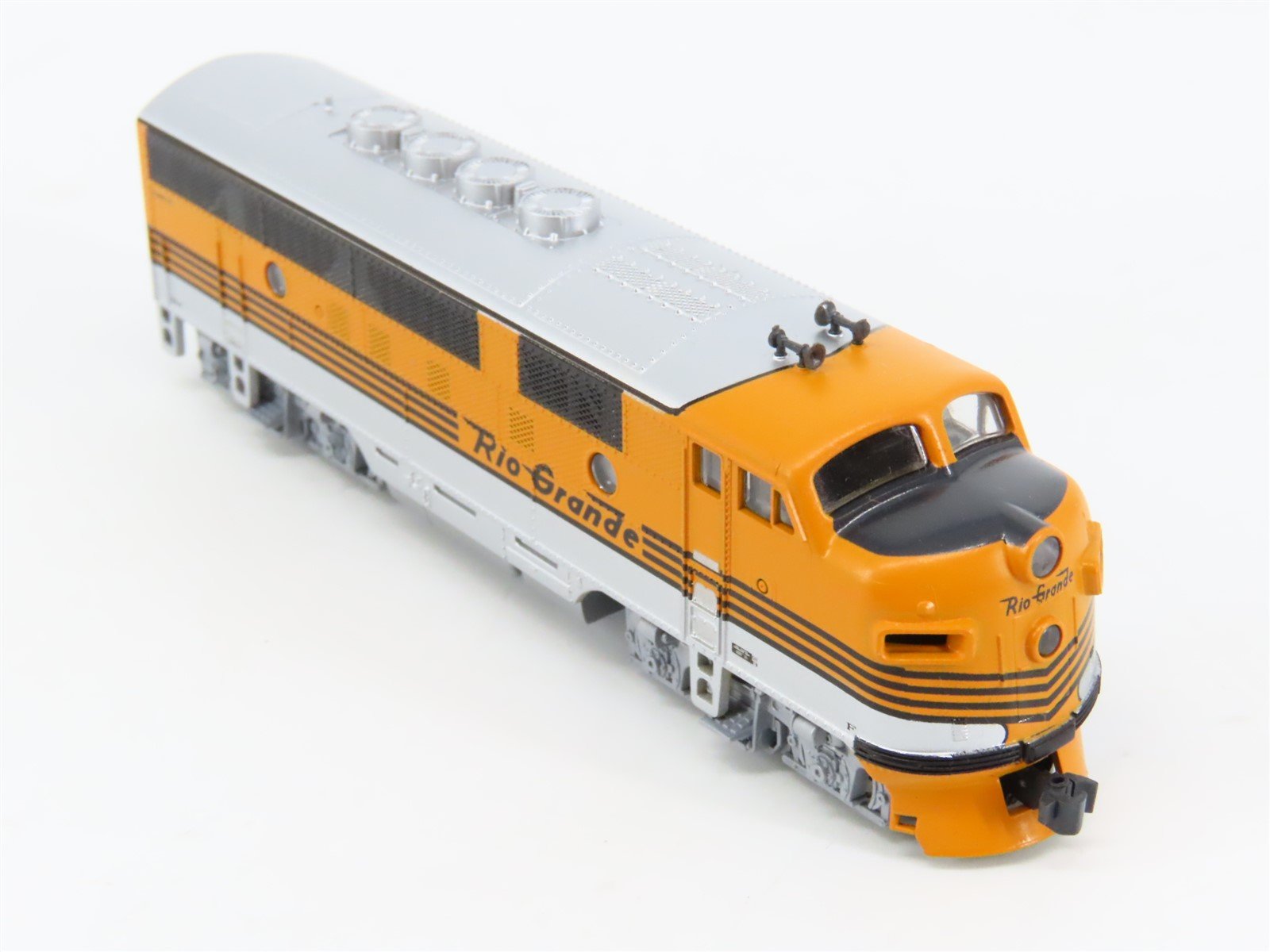 N Scale KATO 176-1101 D&RGW Rio Grande EMD F3A Diesel #5524 - DCC Ready