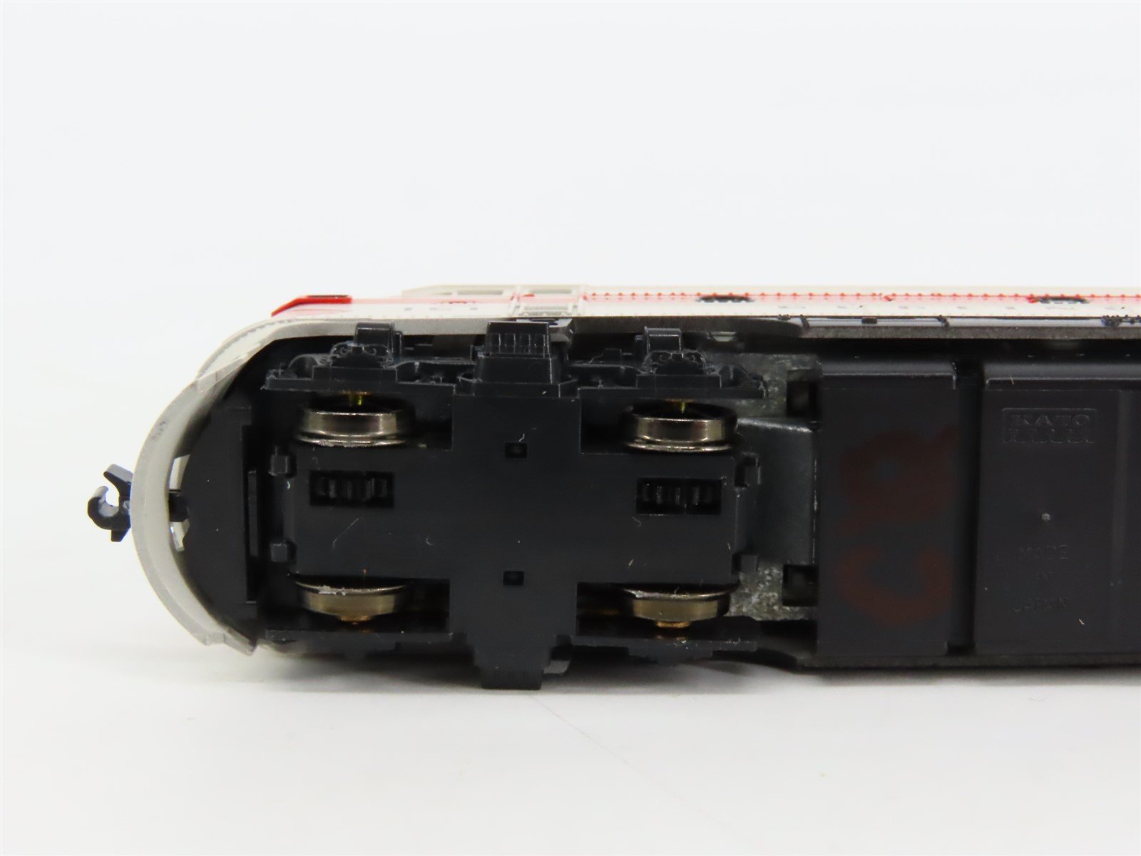 N Scale KATO CB&Q Burlington Route EMD F2A Diesel Locomotive #151 - DCC Ready