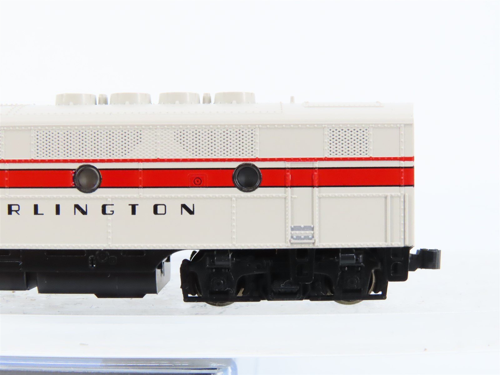 N Scale KATO CB&Q Burlington Route EMD F2A Diesel Locomotive #155 - DCC Ready