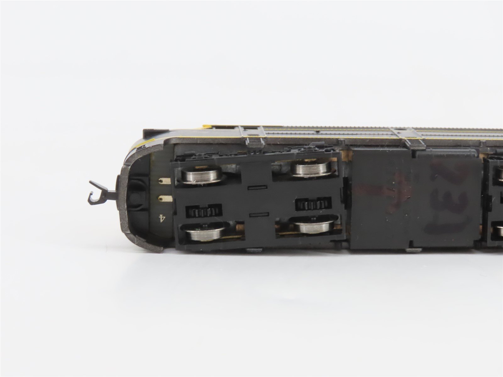 N Scale Life-Like 7415 Unlettered ERIE ALCO FA1 Diesel Locomotive #725 - Custom