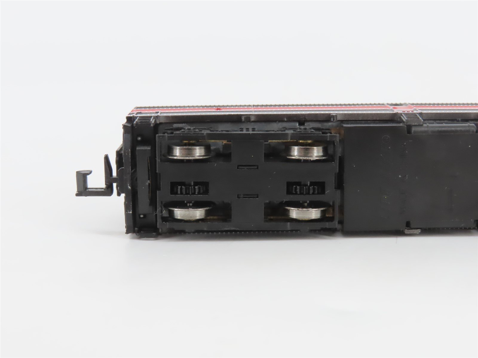 N Scale Life-Like 7425 RI Rock Island ALCO FB1 Diesel Locomotive #145B