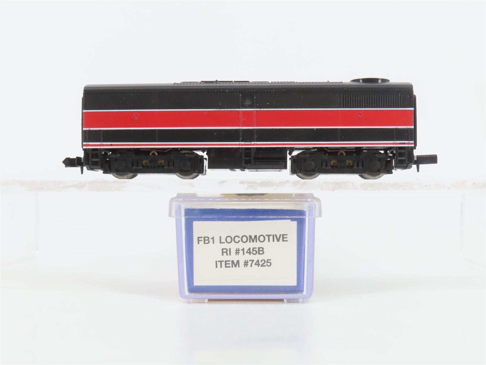 N Scale Life-Like 7425 RI Rock Island ALCO FB1 Diesel Locomotive #145B