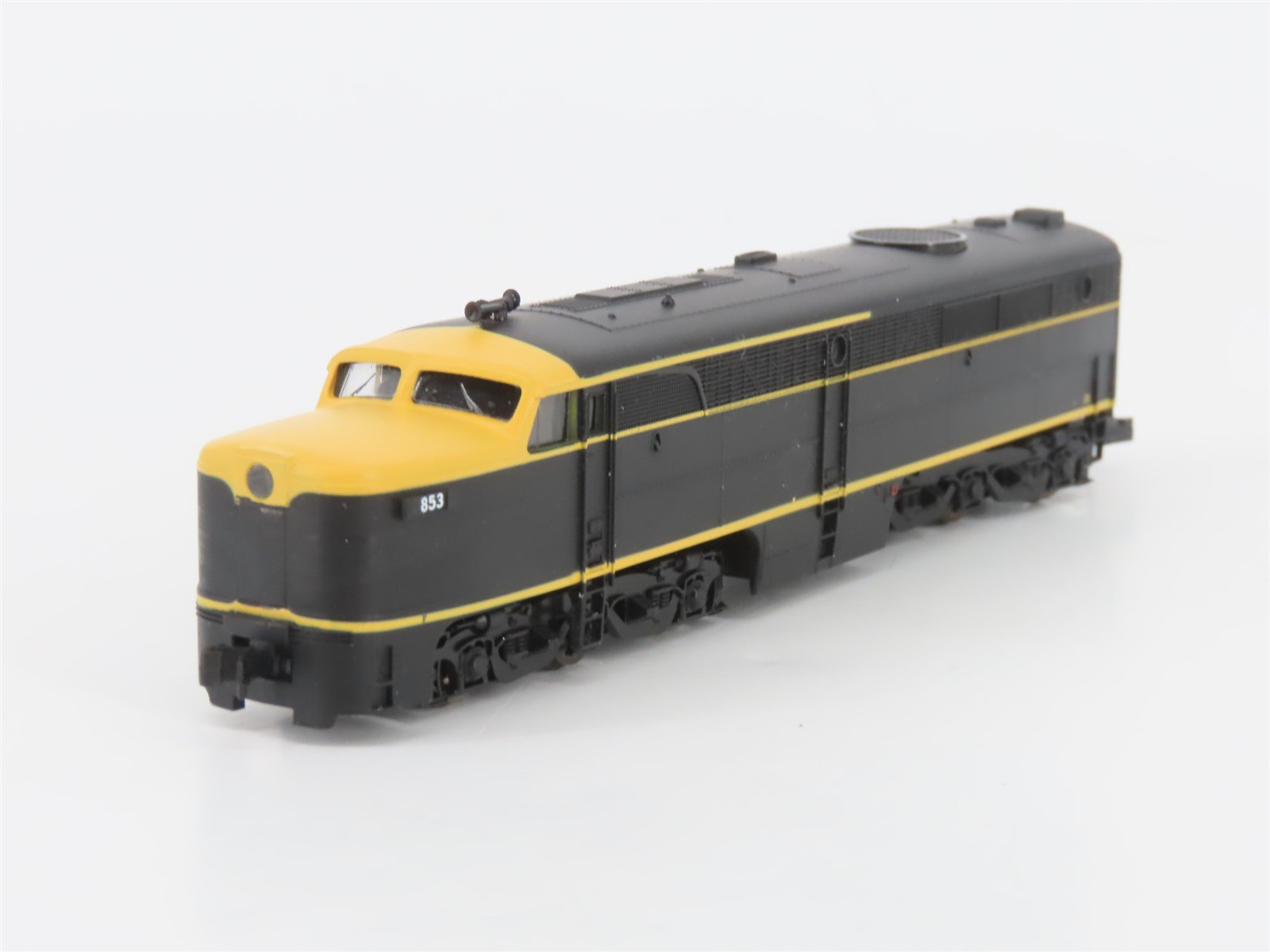 N Scale Life-Like 7053 Unlettered ERIE ALCO PA Diesel Locomotive #853 - Custom