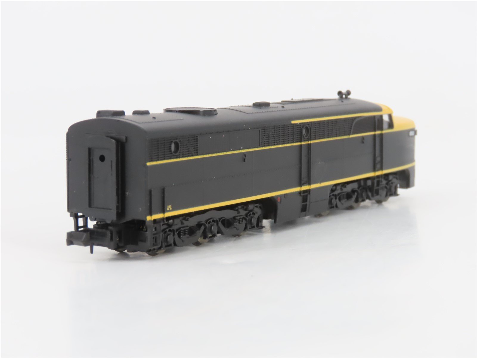 N Scale Life-Like 7053 Unlettered ERIE ALCO PA Diesel Locomotive #853 - Custom