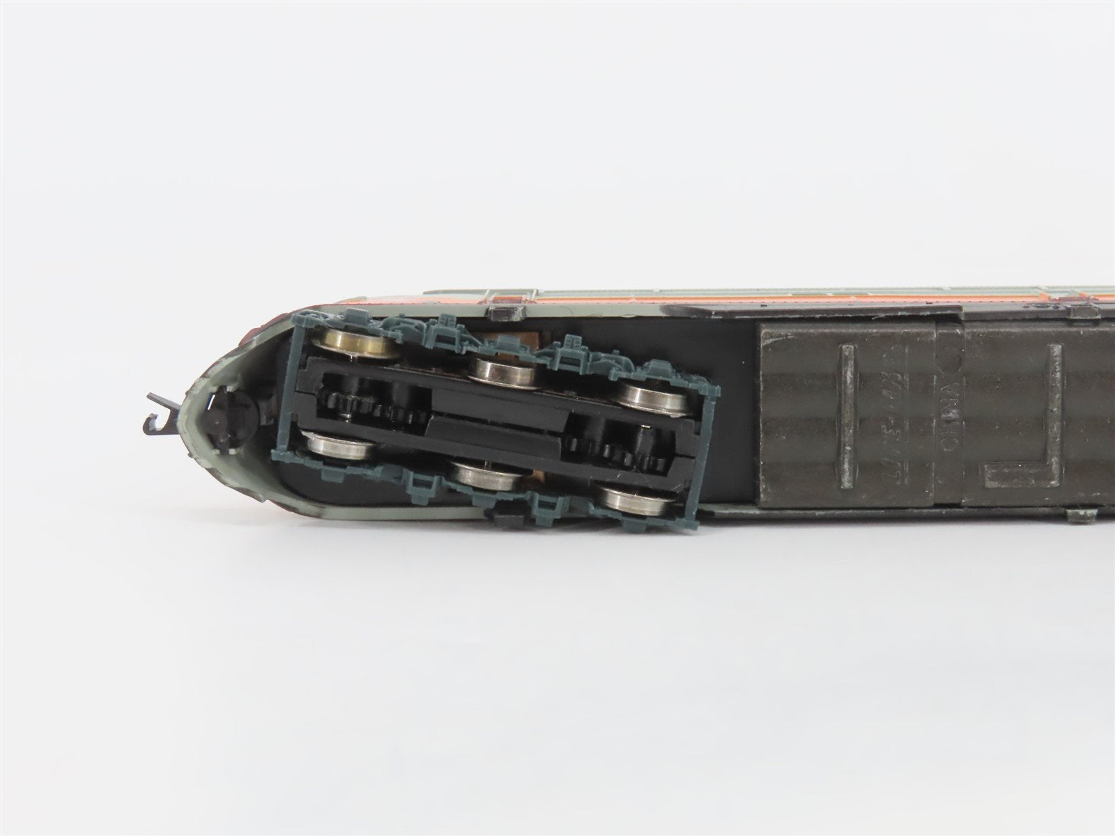 N Scale Life-Like 7357 MILW Milwaukee Road EMD E6A Diesel Locomotive #15B