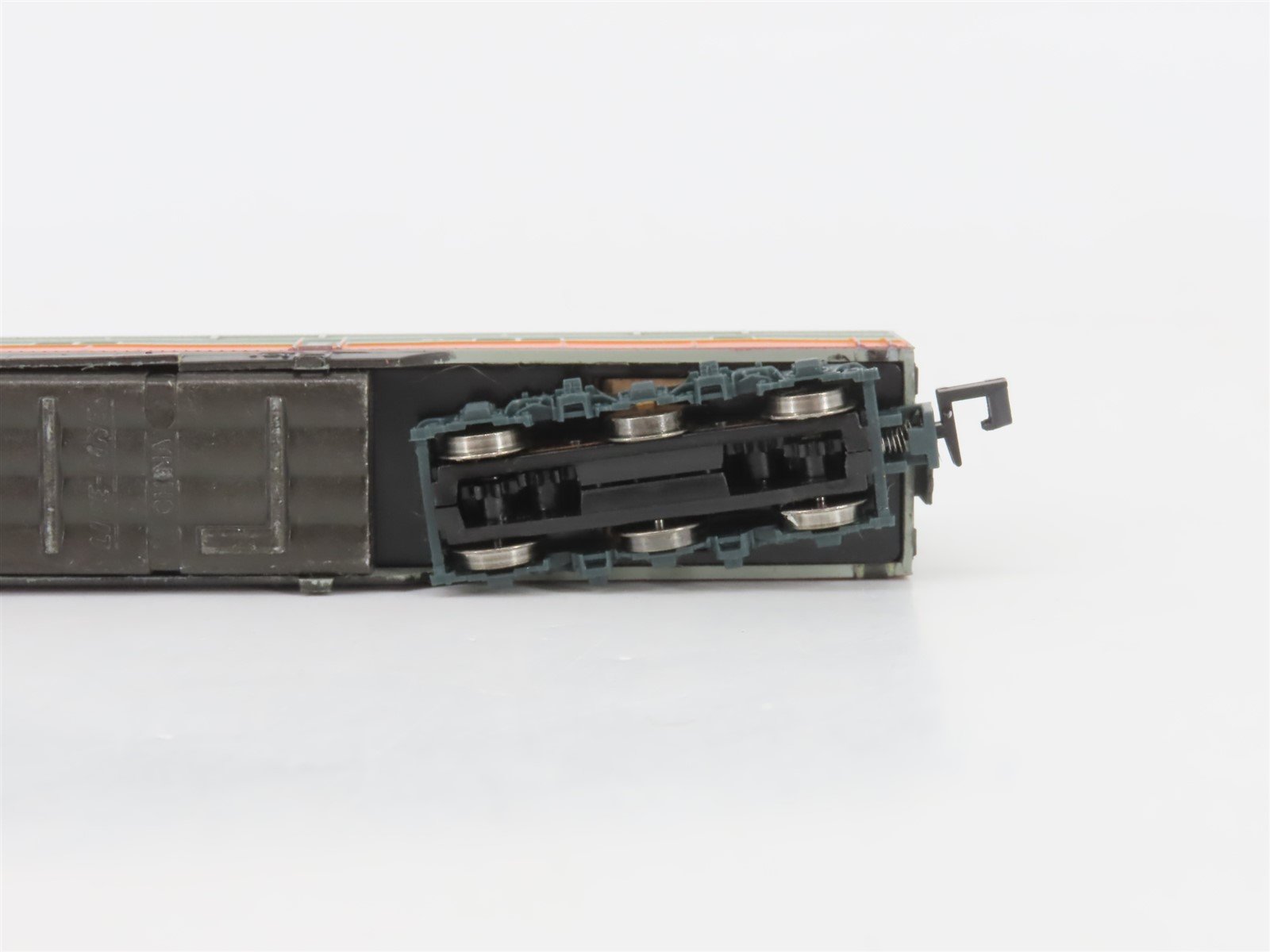 N Scale Life-Like 7357 MILW Milwaukee Road EMD E6A Diesel Locomotive #15B