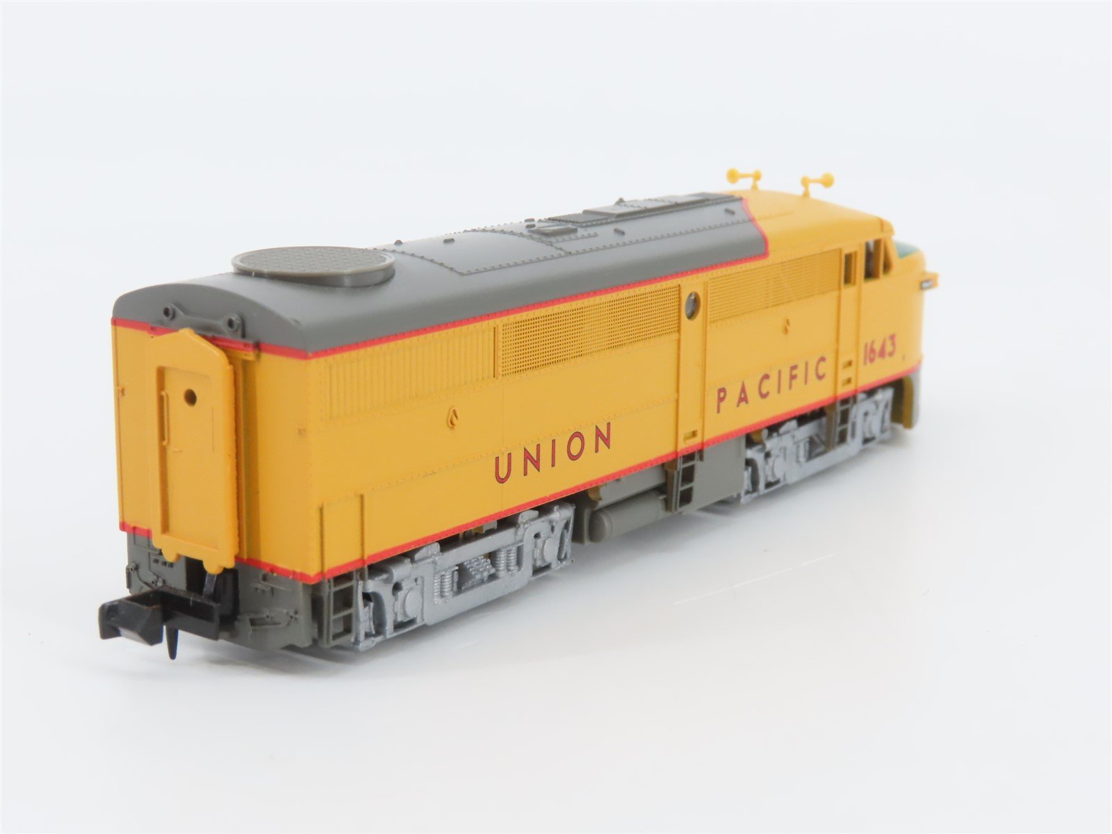 N Scale Life-Like 7430 UP Union Pacific ALCO FA1 Diesel Locomotive #1643