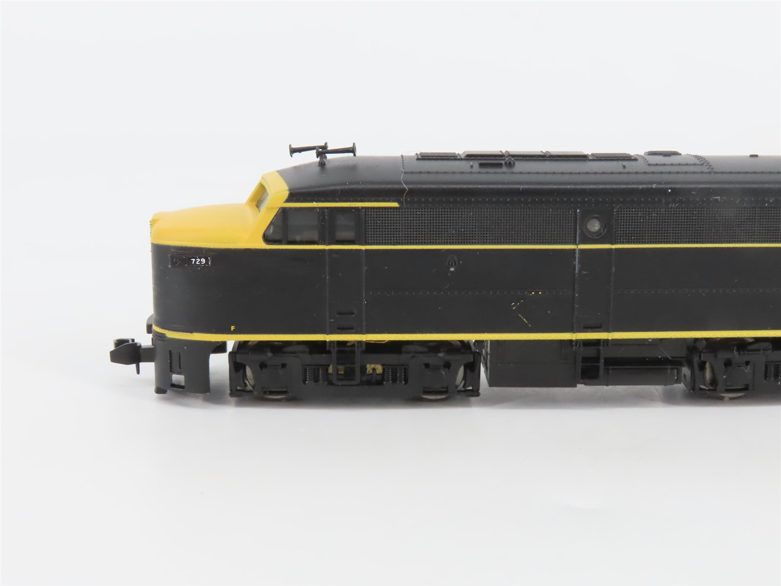 N Scale Life-Like 7416 Unlettered ERIE ALCO PA Diesel Locomotive #729 - Custom