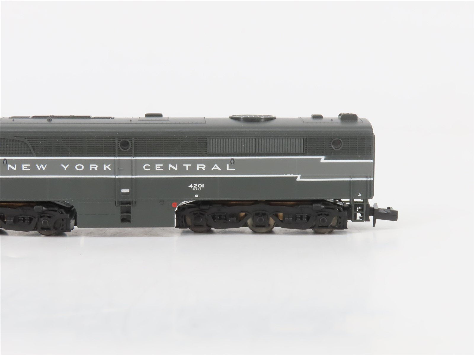 N Scale Life-Like 7080 NYC New York Central ALCO PA Diesel Locomotive #4201