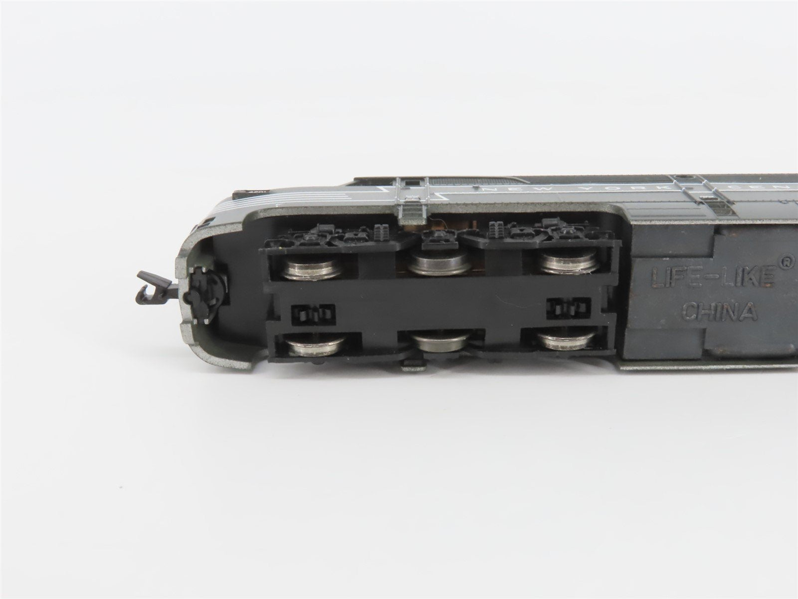 N Scale Life-Like 7080 NYC New York Central ALCO PA Diesel Locomotive #4201