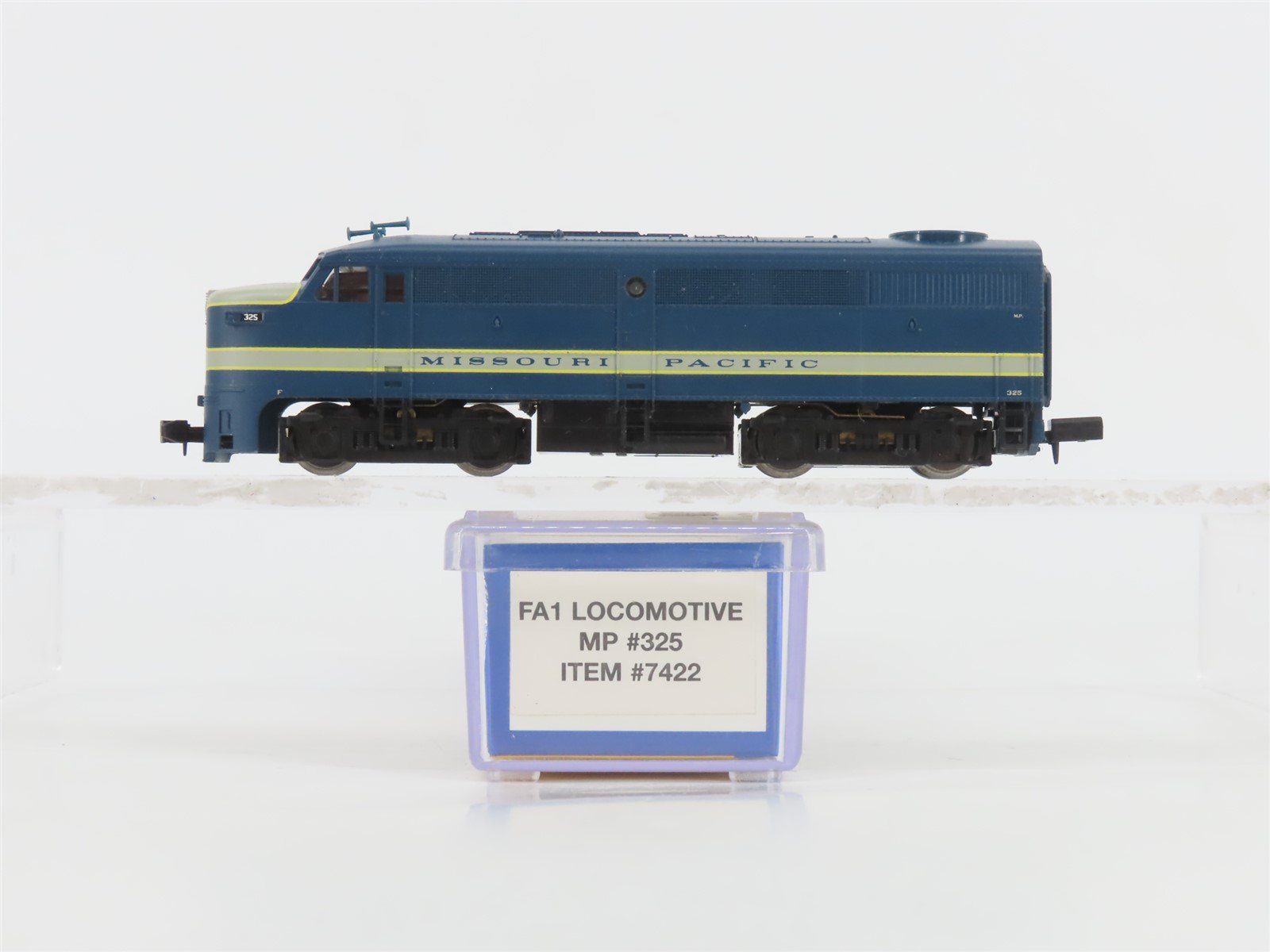 N Scale Life-Like 7422 MP Missouri Pacific ALCO FA1 Diesel Locomotive #325