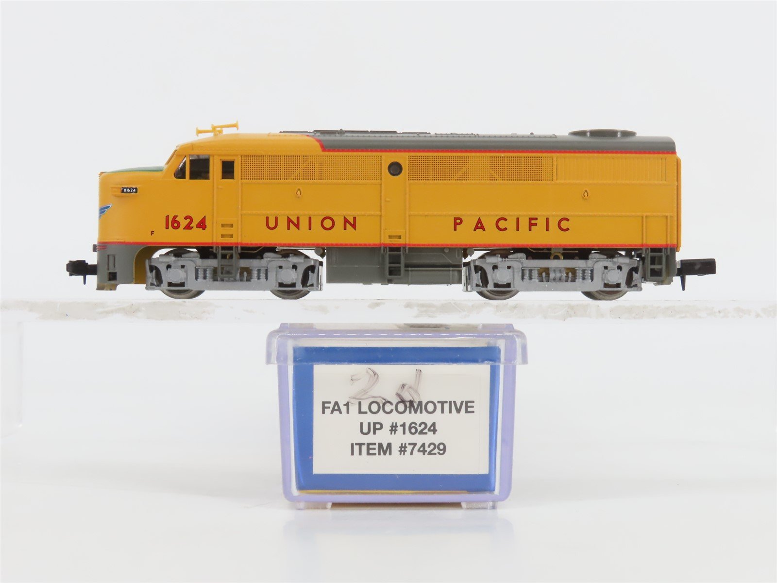 N Scale Life-Like 7429 UP Union Pacific ALCO FA1 Diesel Locomotive #1624