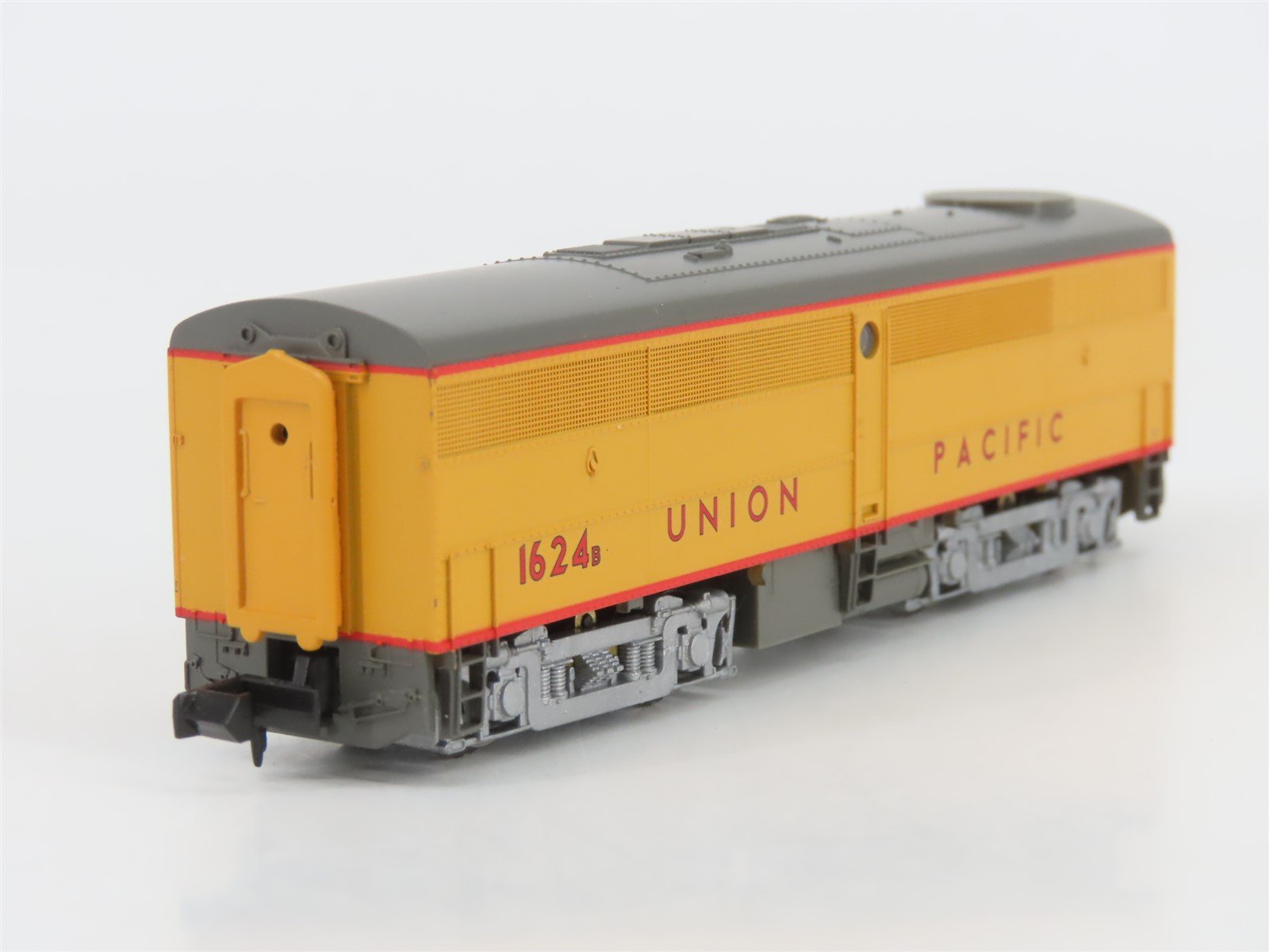 N Scale Life-Like 7429 UP Union Pacific ALCO FB1 Diesel Locomotive #1624B