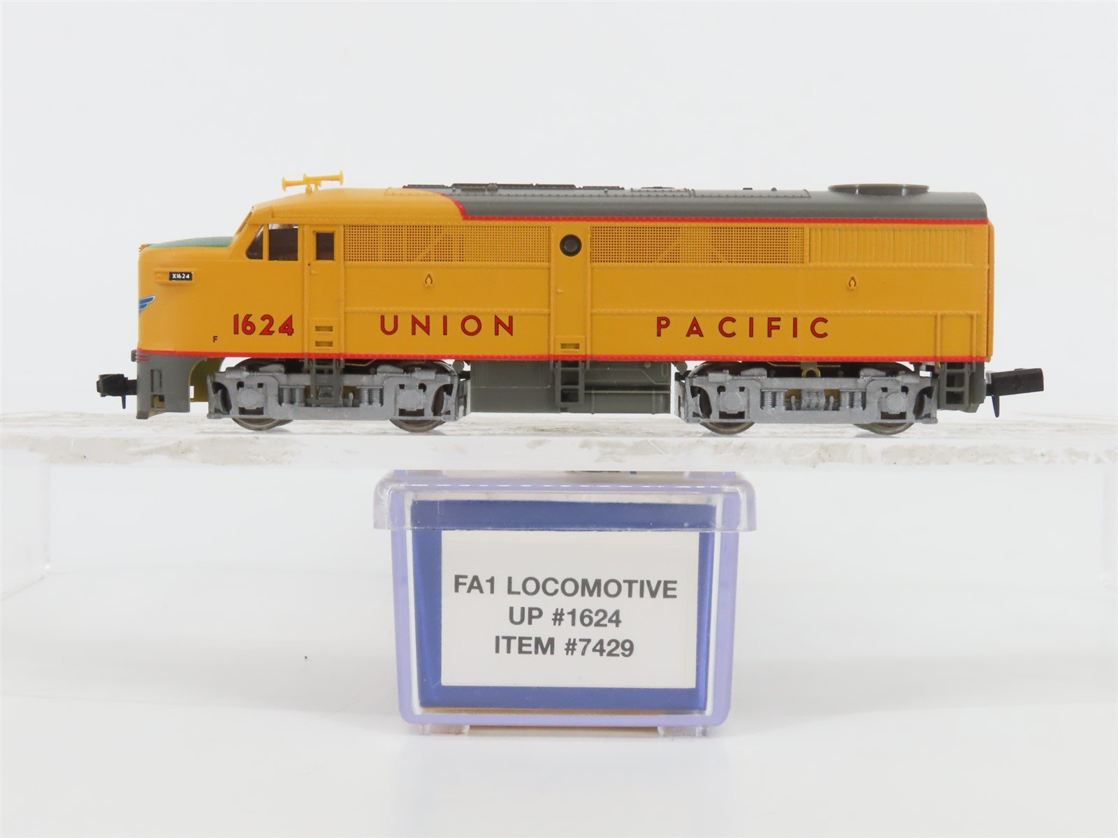 N Scale Life-Like 7429 UP Union Pacific ALCO FA1 Diesel Locomotive #1624