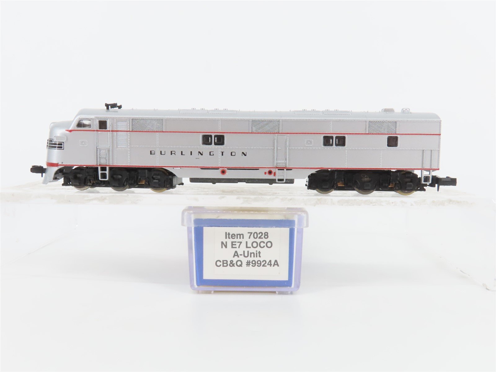 N Scale Life-Like 7028 CB&Q Burlington Route EMD E7A Diesel Locomotive #9924A