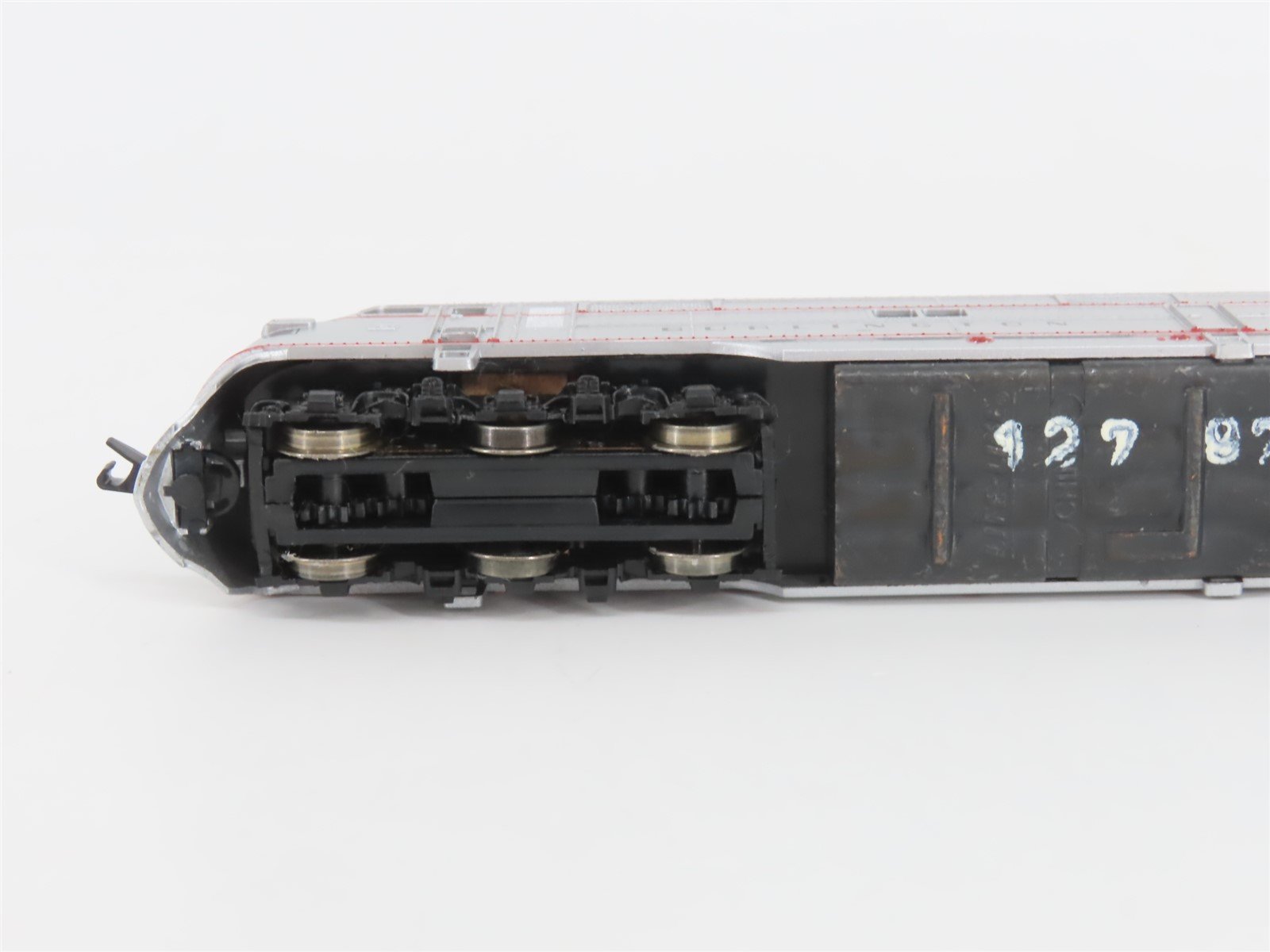 N Scale Life-Like 7027 CB&Q Burlington Route EMD E7A Diesel Locomotive #9920B