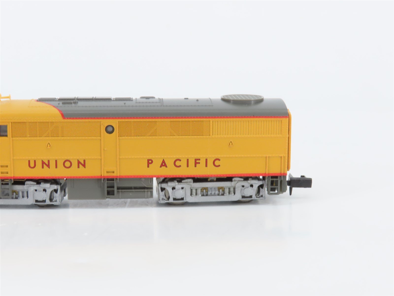 N Scale Life-Like 7430 UP Union Pacific ALCO FA1 Diesel Locomotive #1643