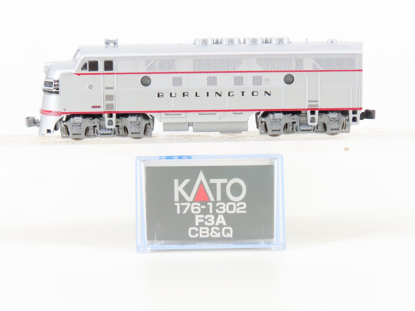 N Scale KATO 176-1302 CBQ Burlington F3A Diesel Locomotive #9961A
