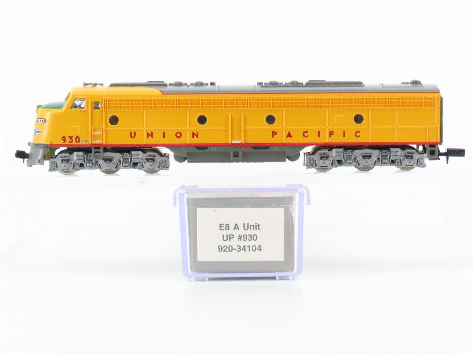 N Scale Life-Like 920-34104 UP Union Pacific E8A Diesel Locomotive #930