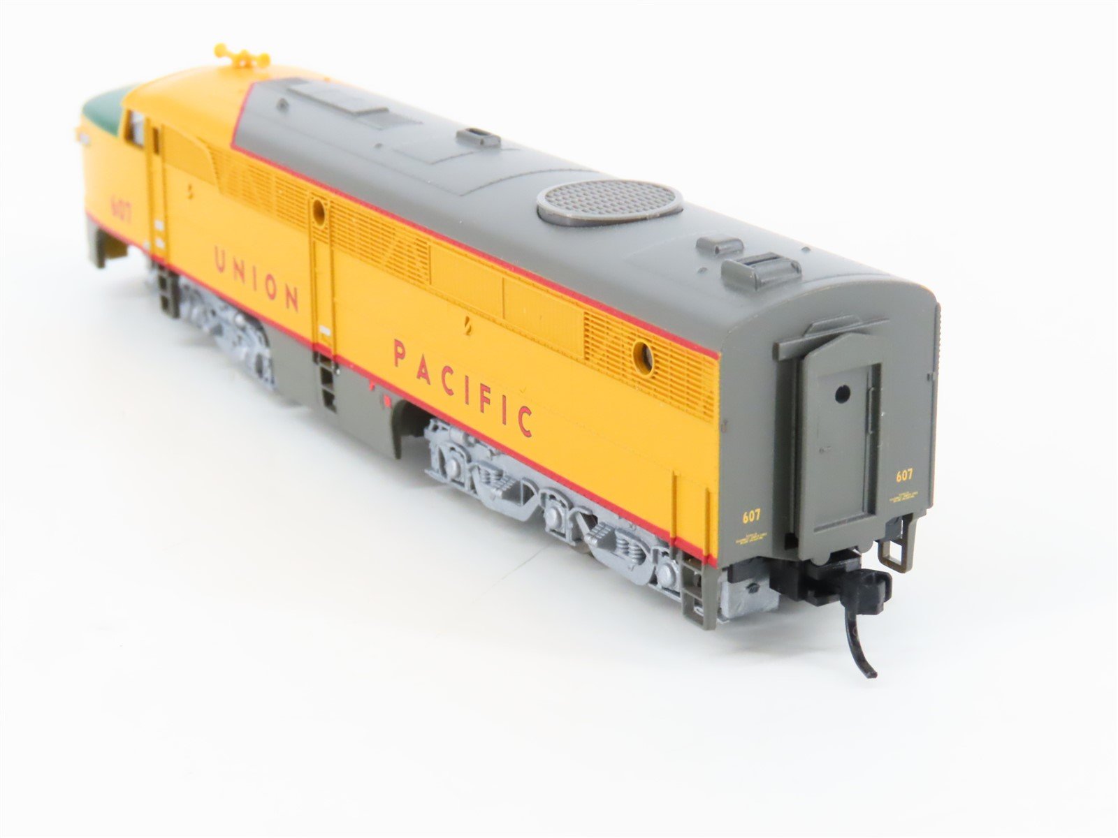 N Scale Life-Like 7583 UP Union Pacific PA Diesel Locomotive #607