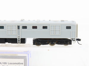 N Scale Life-Like 7757 Undecorated DL109 Diesel Locomotive