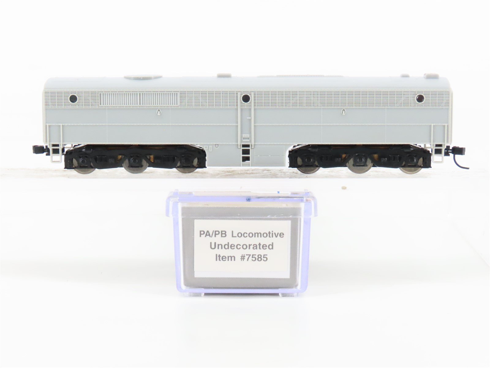 N Scale Life-Like 7585 Undecorated PB Diesel Locomotive