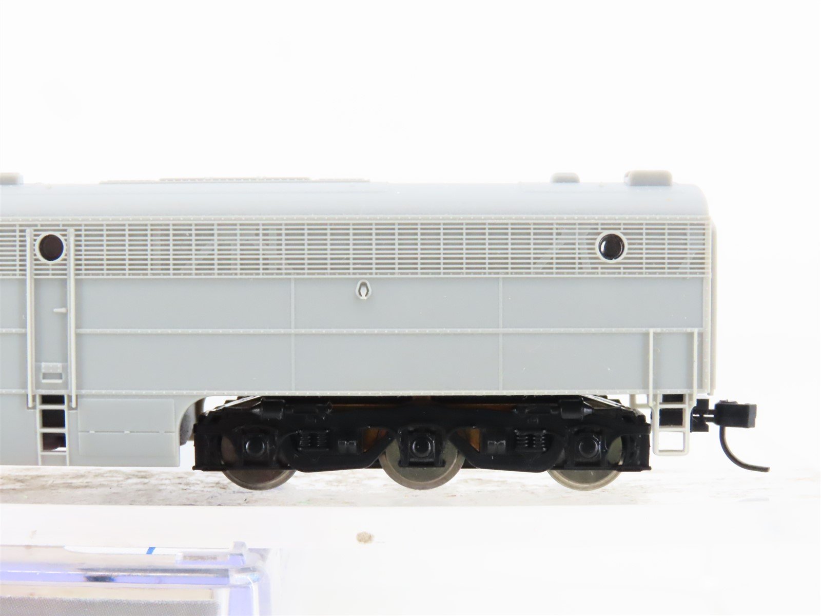 N Scale Life-Like 7585 Undecorated PB Diesel Locomotive