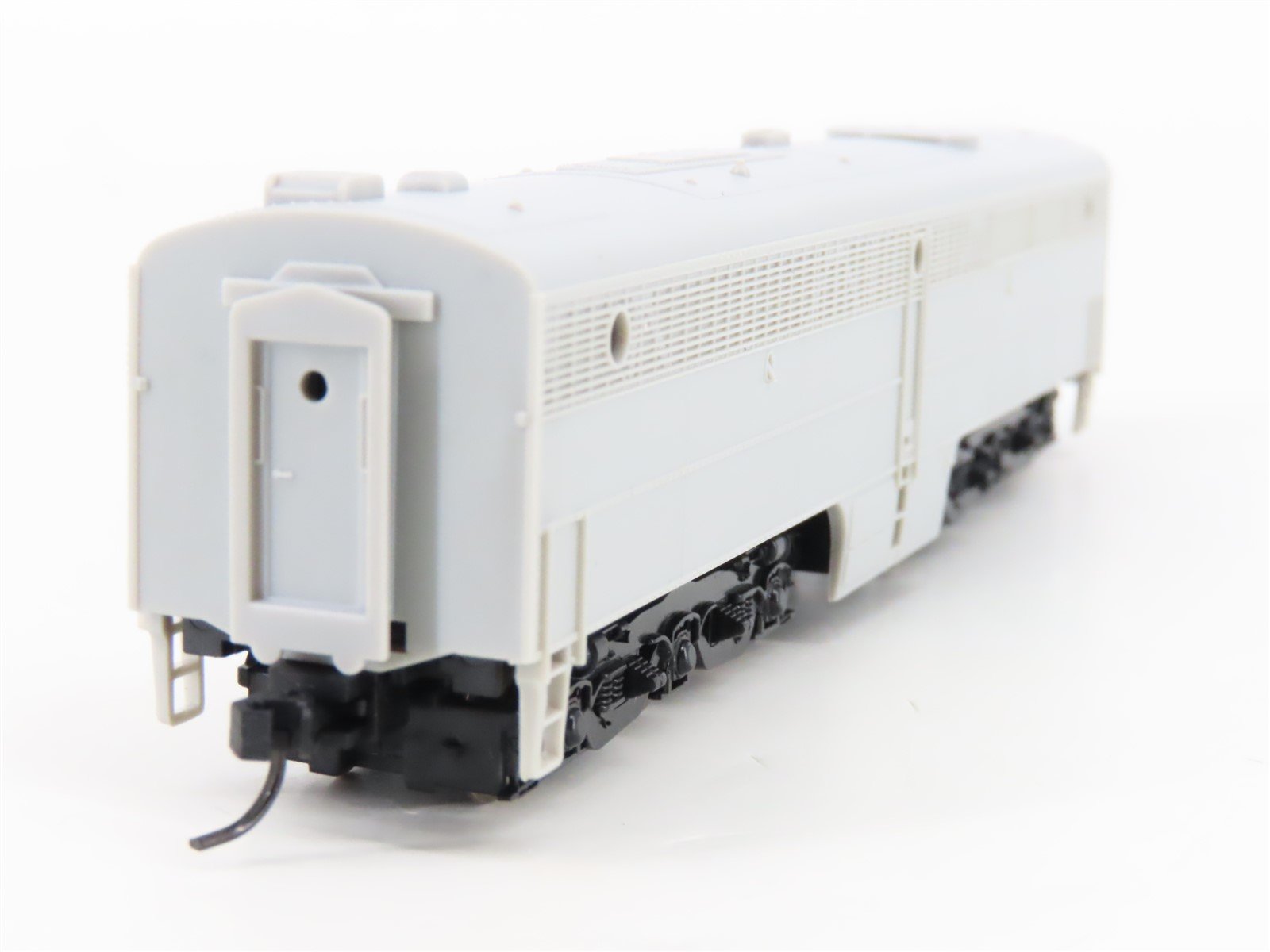 N Scale Life-Like 7585 Undecorated PB Diesel Locomotive
