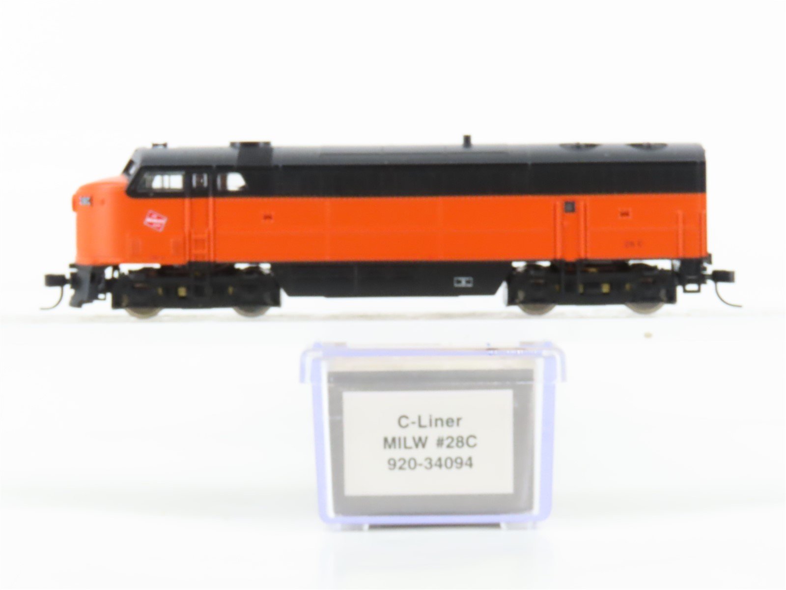 N Scale Life-Like 920-34094 MILW Milwaukee Road C-Liner A Unit Diesel Loco #28C