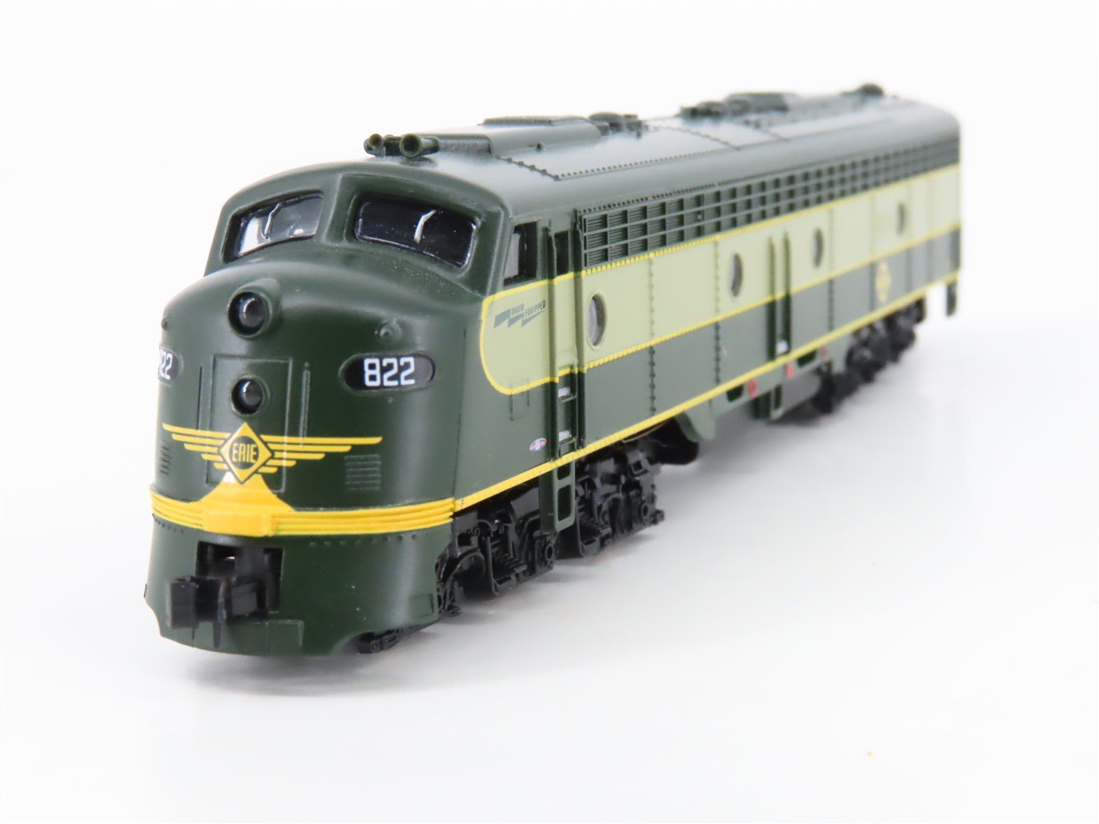 N Scale Life-Like 920-34075 Erie Railway E8A Diesel Locomotive #822
