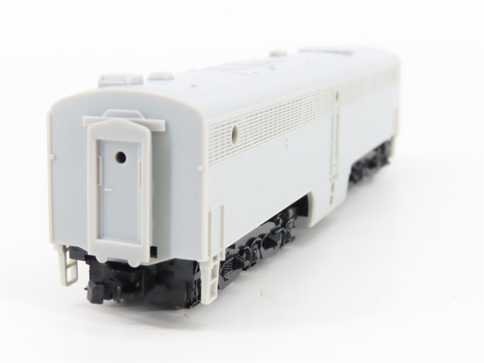 N Scale Life-Like 7585 Undecorated PB Diesel Locomotive