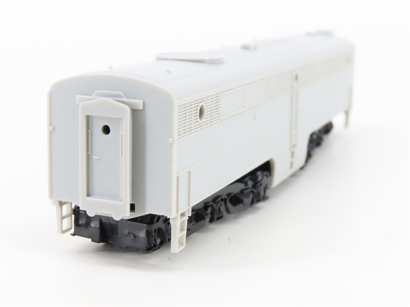 N Scale Life-Like 7585 Undecorated PB Diesel Locomotive