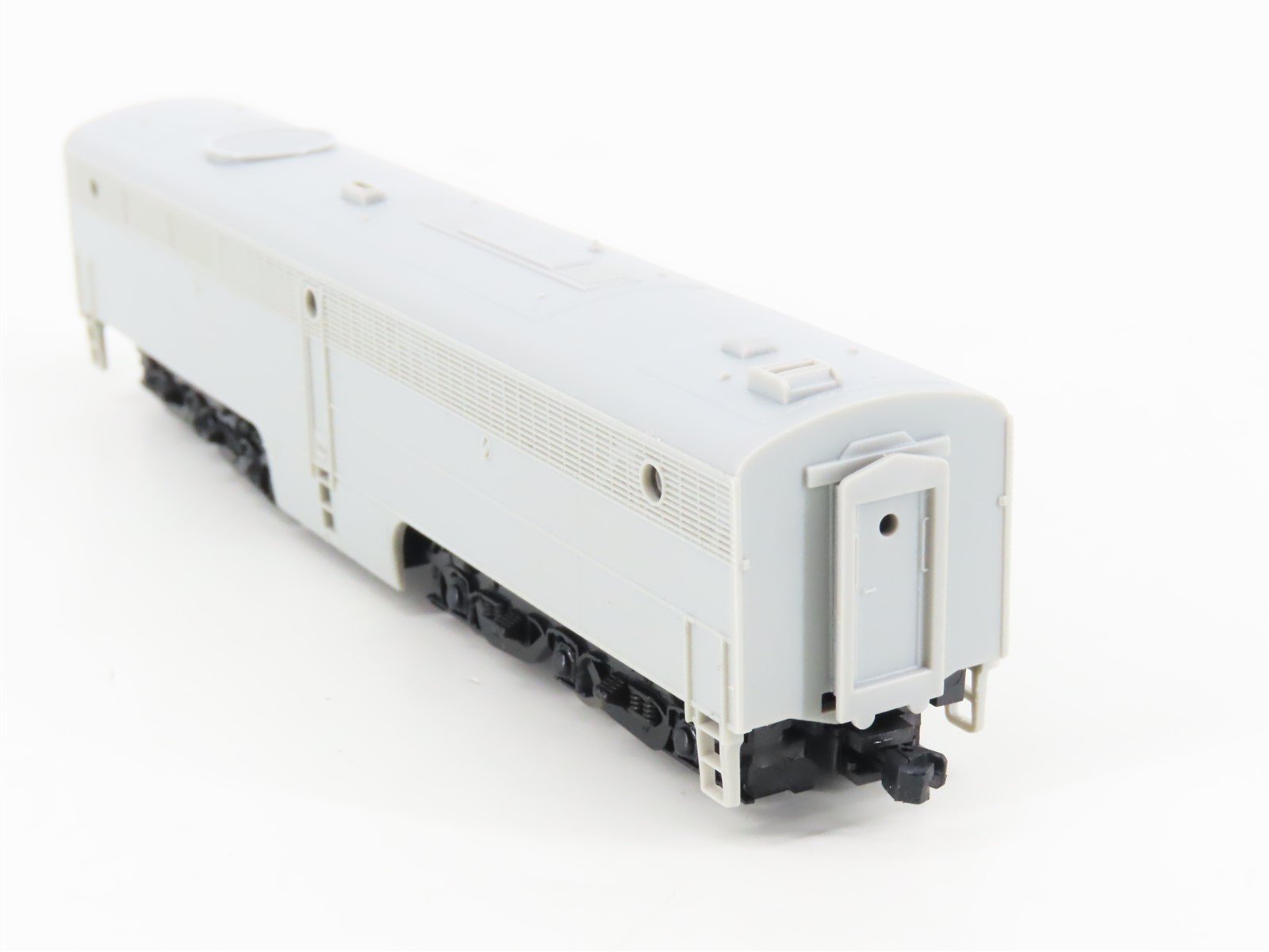 N Scale Life-Like 7585 Undecorated PB Diesel Locomotive