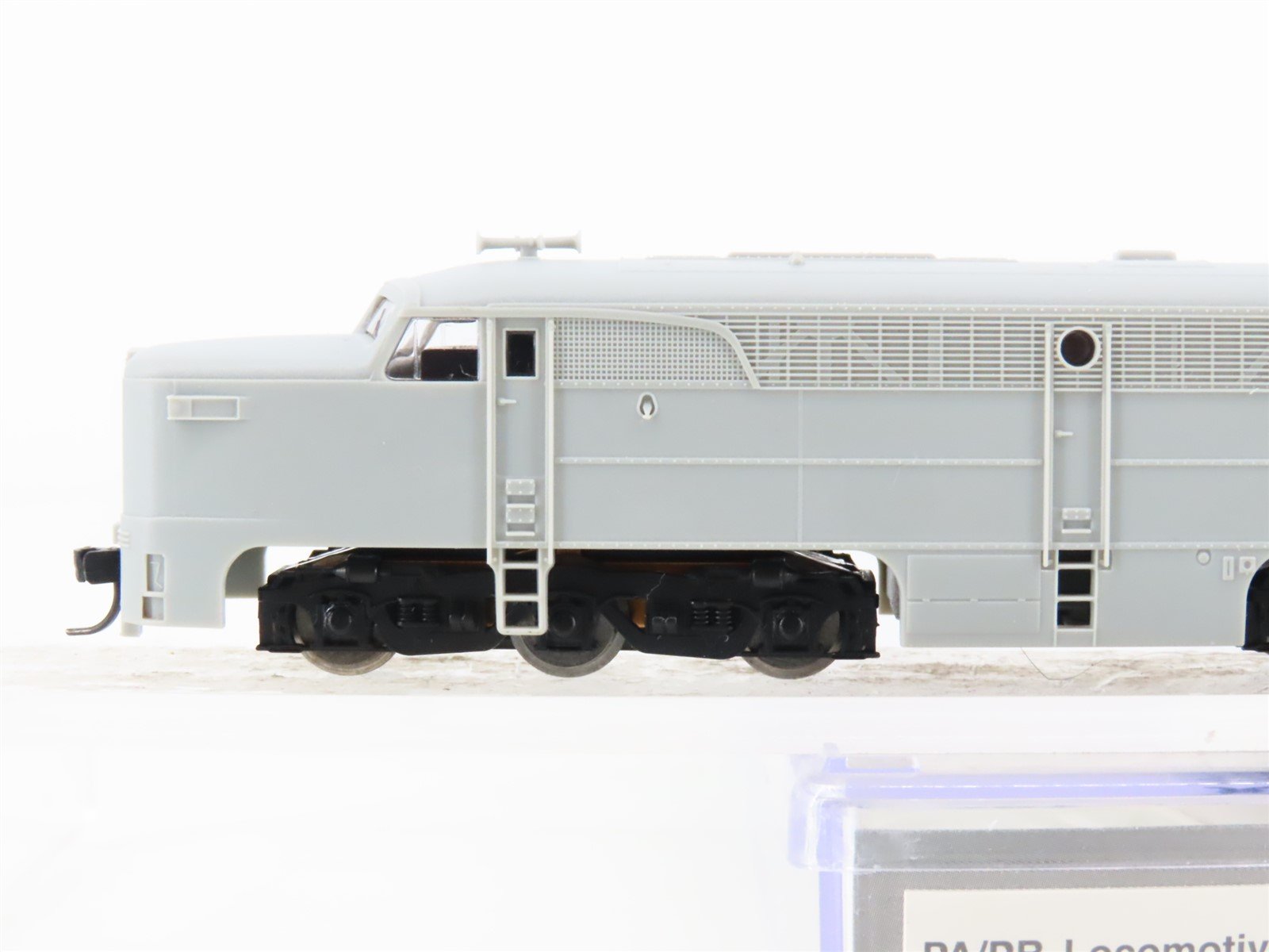 N Scale Life-Like 7585 Undecorated PA Diesel Locomotive