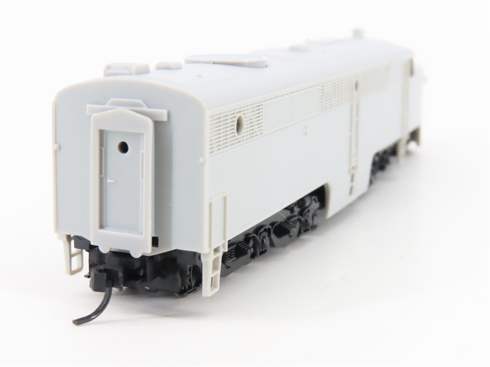 N Scale Life-Like 7585 Undecorated PA Diesel Locomotive