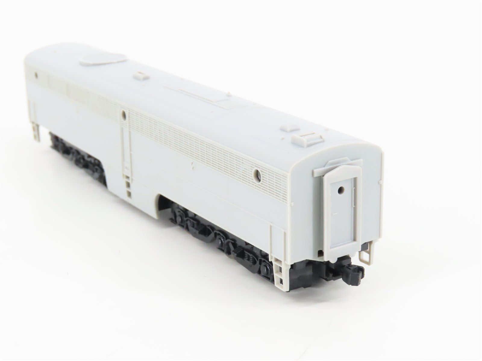 N Scale Life-Like 7585 Undecorated PA Diesel Locomotive