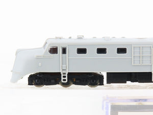 N Scale Life-Like 7757 Undecorated DL109 Diesel Locomotive