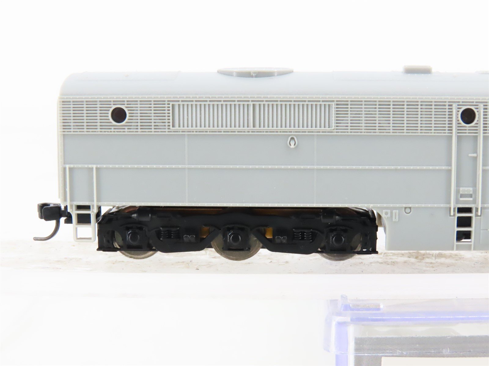 N Scale Life-Like 7585 Undecorated PB Diesel Locomotive