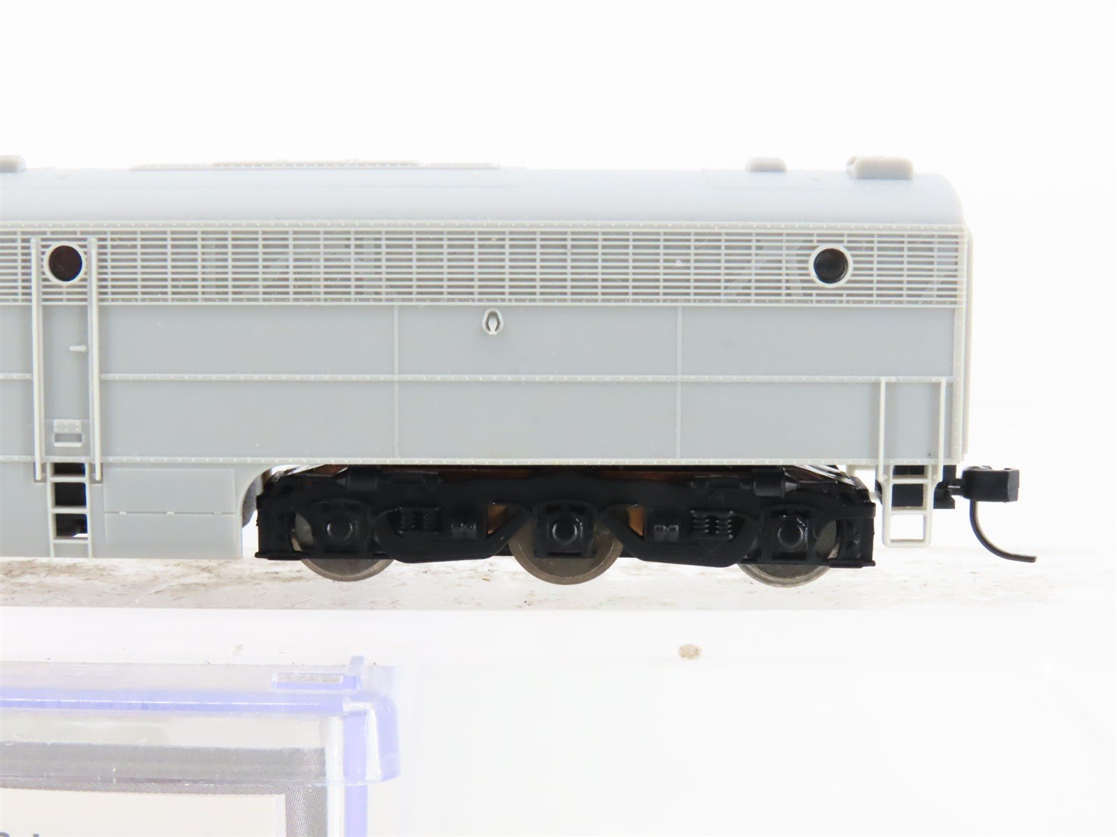 N Scale Life-Like 7585 Undecorated PB Diesel Locomotive