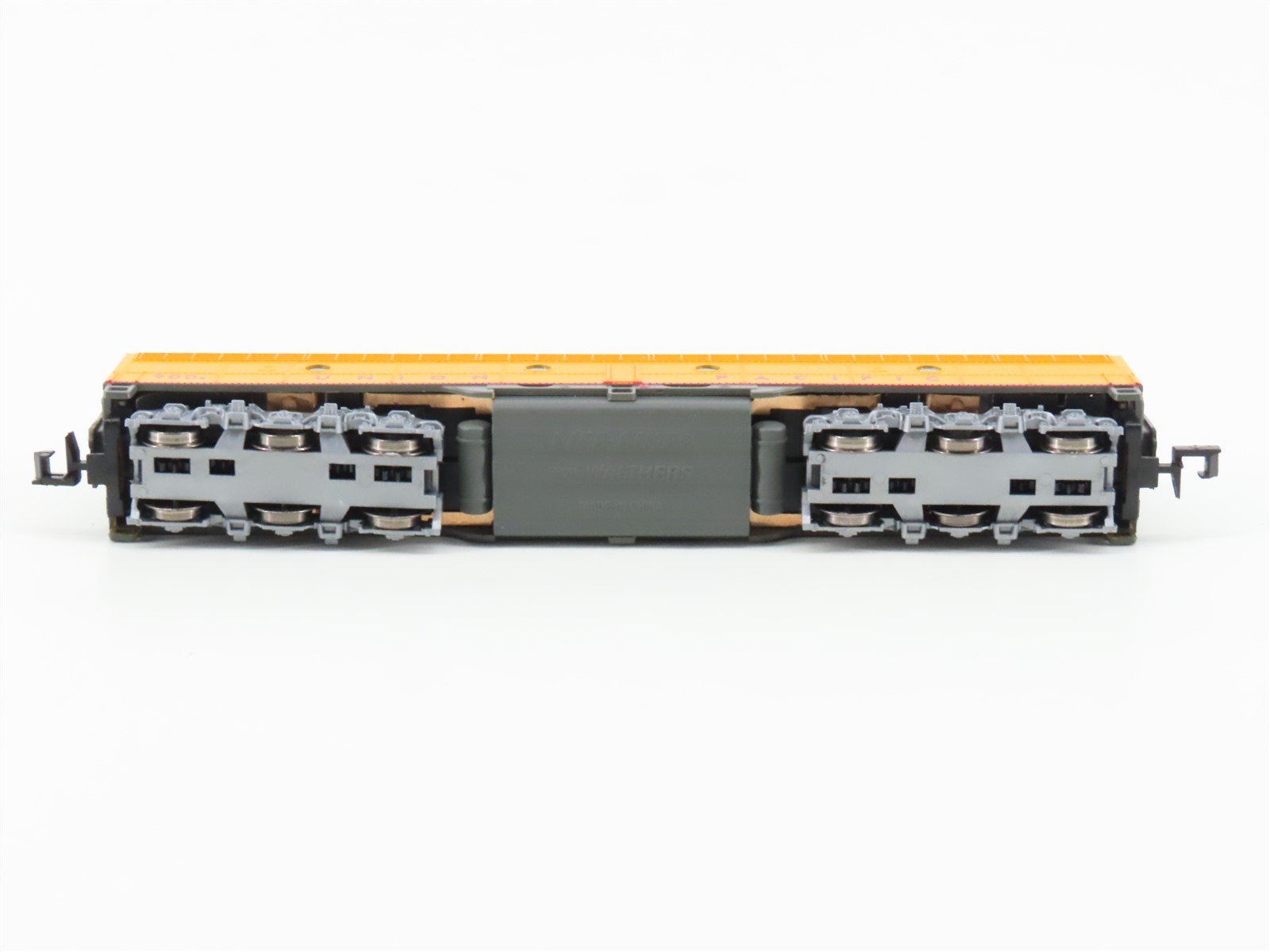 N Scale Life-Like 920-34103 UP Union Pacific E8B Diesel Locomotive #900B