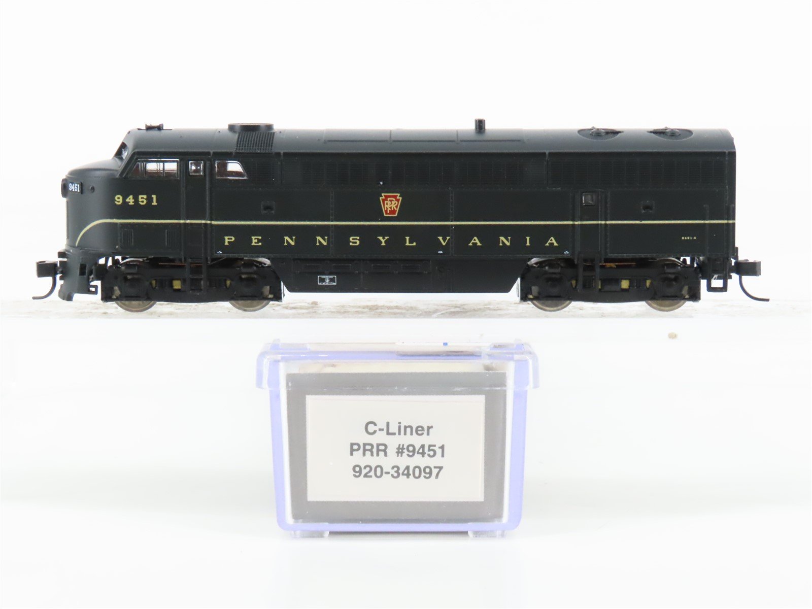 N Scale Life-Like 920-34097 PRR Pennsylvania C-Liner A Unit Diesel Loco #9451