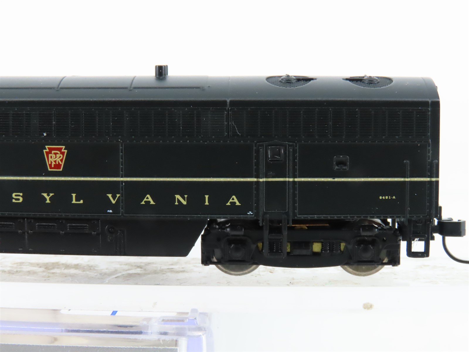 N Scale Life-Like 920-34097 PRR Pennsylvania C-Liner A Unit Diesel Loco #9451