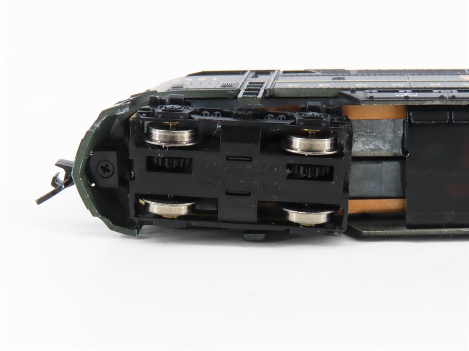 N Scale Life-Like 920-34097 PRR Pennsylvania C-Liner A Unit Diesel Loco #9451