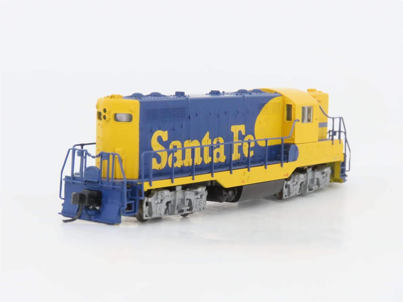 N Scale Atlas 48056 ATSF Santa Fe GP7 Ph.1 Diesel Locomotive