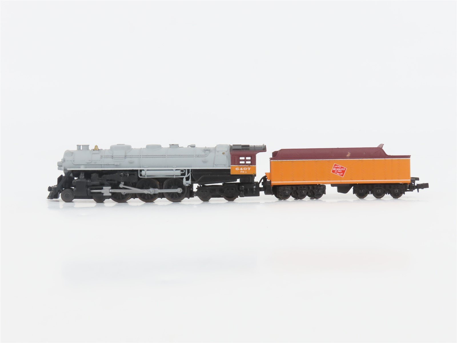 N Scale Con-Cor MILW Milwaukee Road 4-6-4 Steam Locomotive #6407