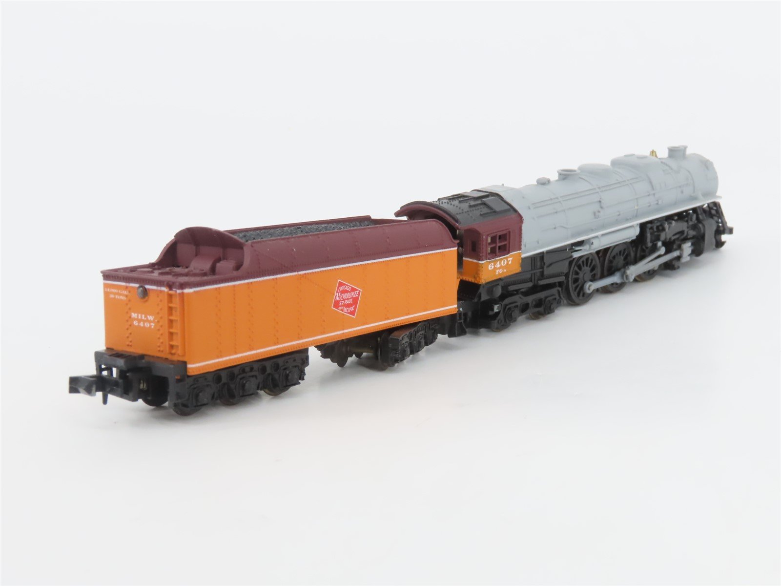N Scale Con-Cor MILW Milwaukee Road 4-6-4 Steam Locomotive #6407
