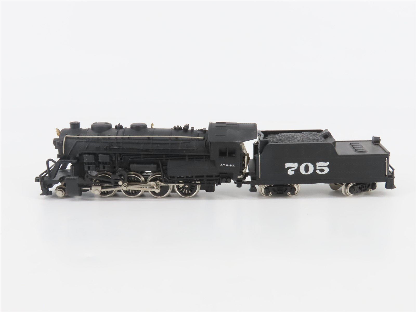 N Scale Bachmann ATSF Santa Fe 2-8-0 Steam Locomotive #705