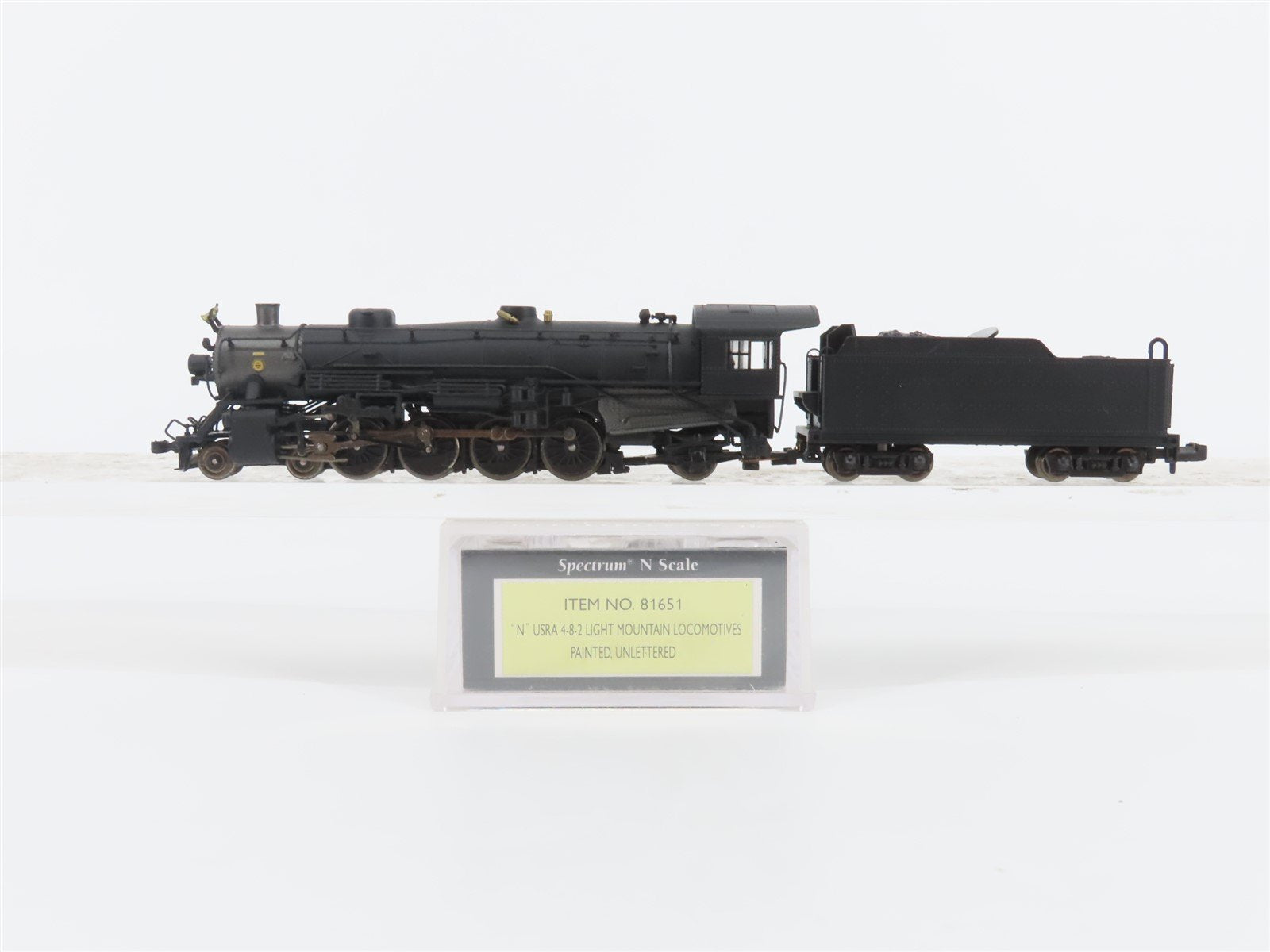 N Scale Bachmann 81651 Unlettered 4-8-2 Steam Locomotive